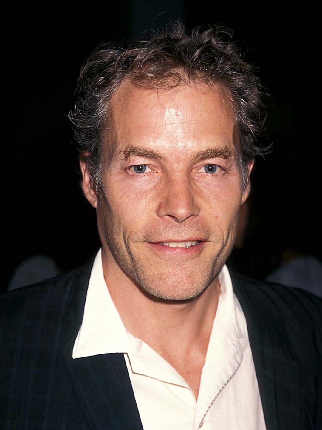 How tall is Michael Massee?